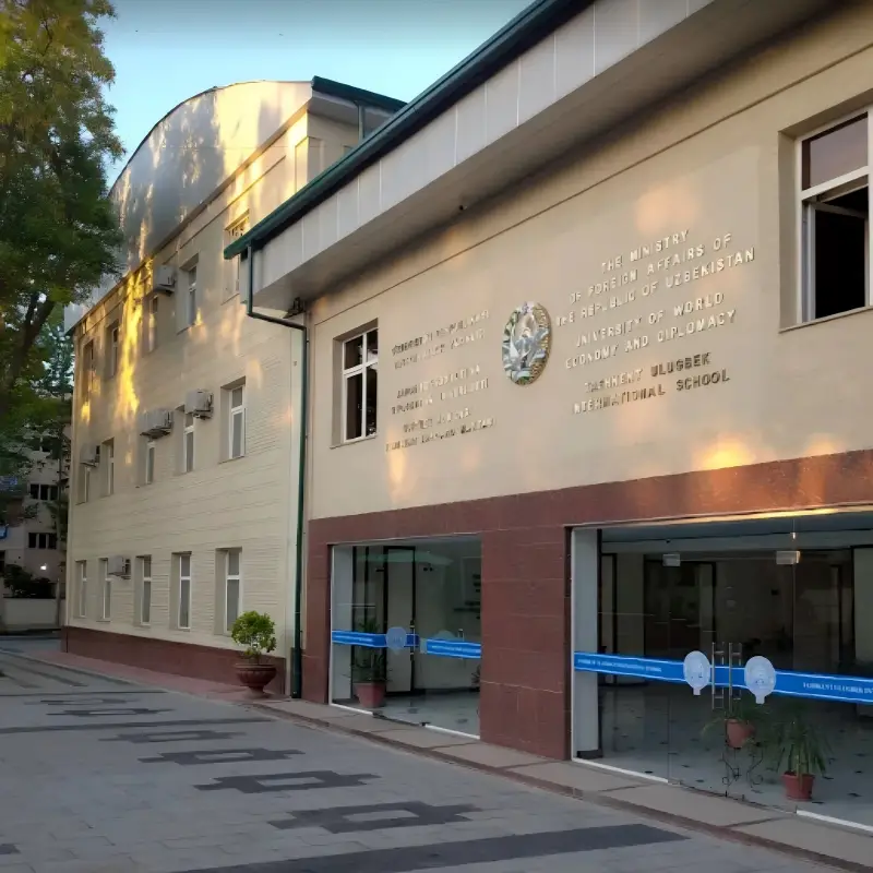 Cultivando a Rota da Seda, iluminando salas de aula na Ásia Central